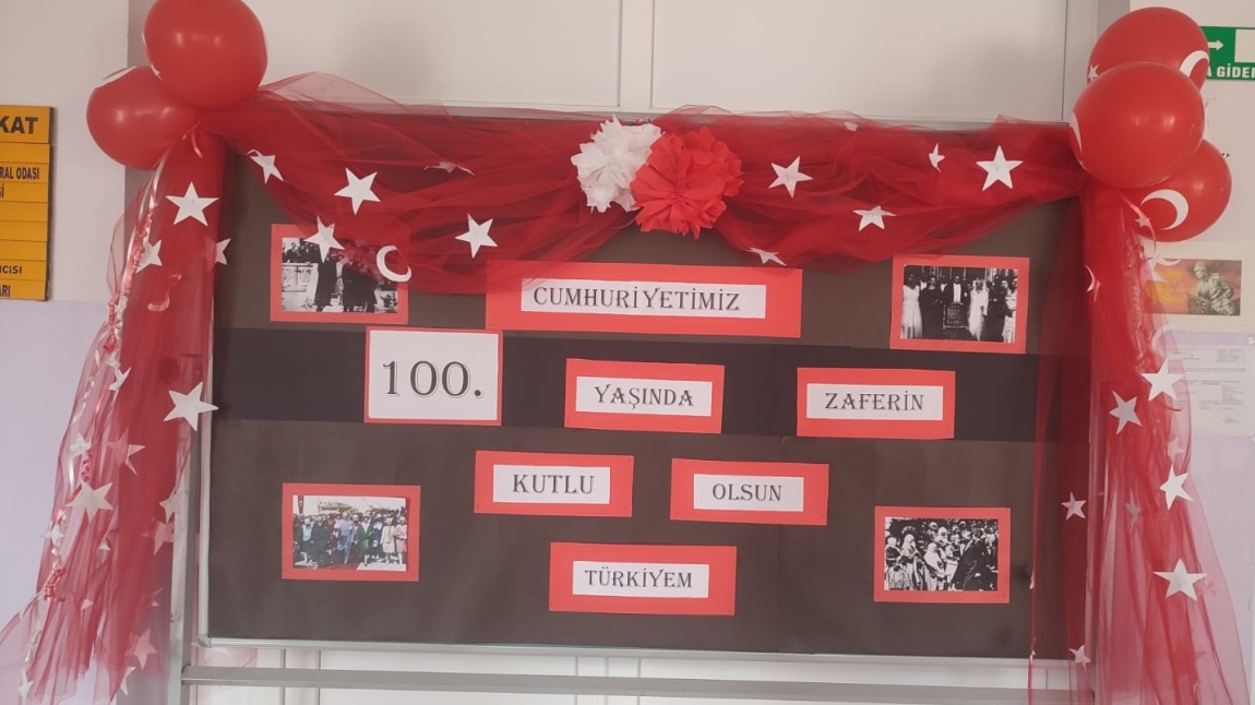 Okulumuzda 100. yıl kutlamaları başladı